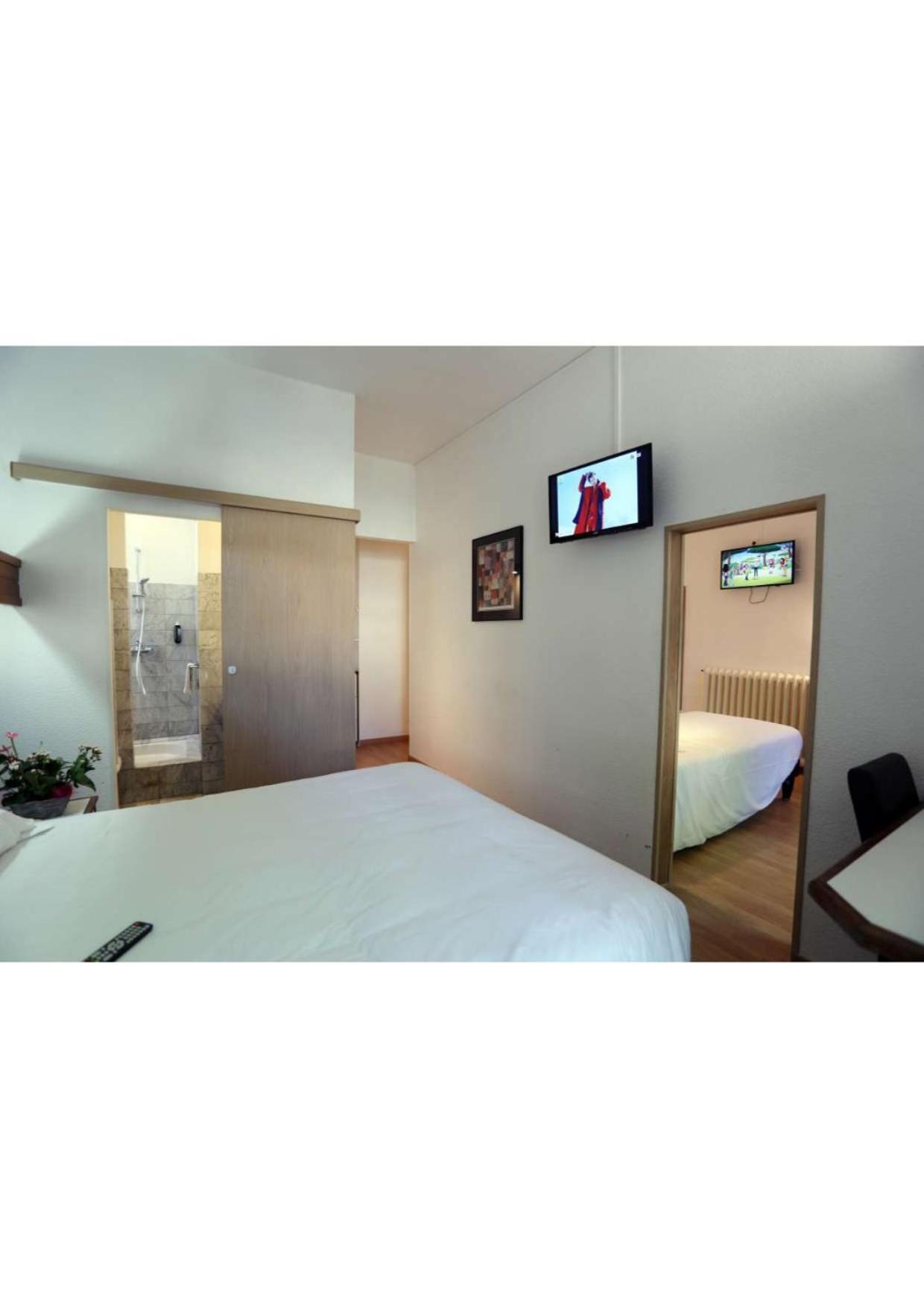 Hotel Belleville 拉马卢莱班 外观 照片