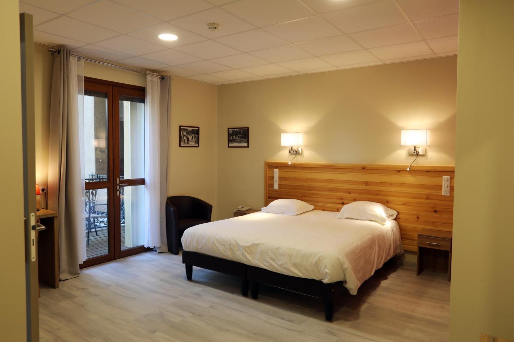 Hotel Belleville 拉马卢莱班 外观 照片
